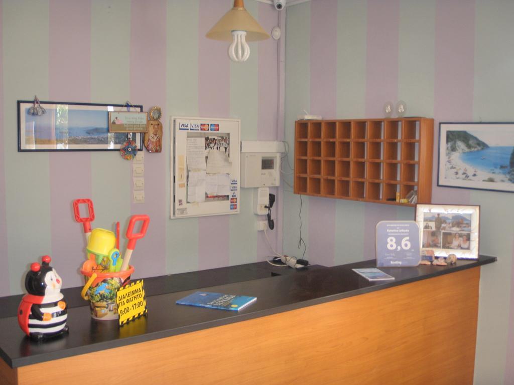 Katerina Lefkada Aparthotel วาซีลีกี ภายนอก รูปภาพ