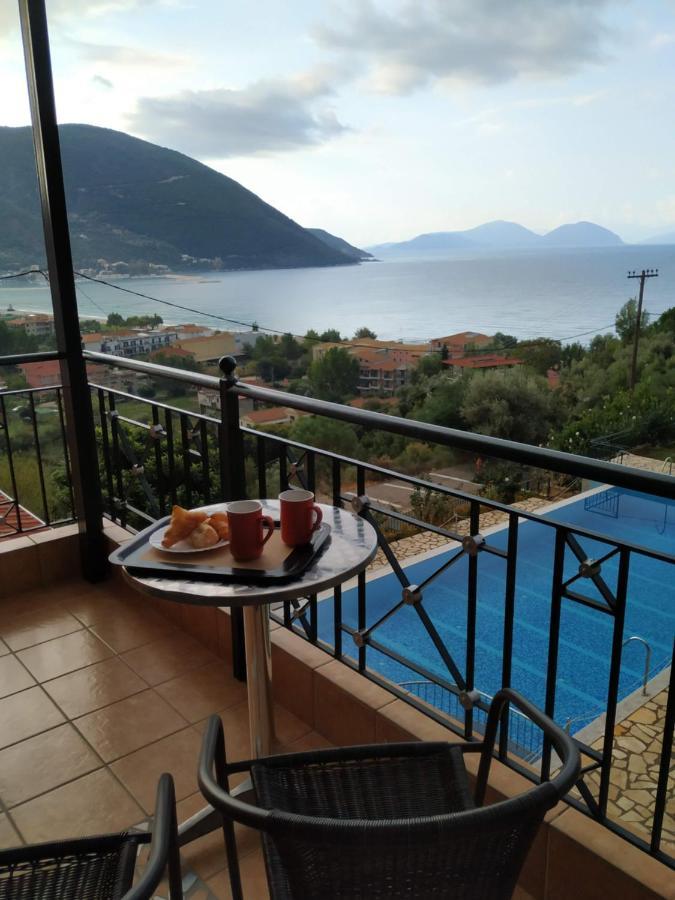 Katerina Lefkada Aparthotel วาซีลีกี ภายนอก รูปภาพ